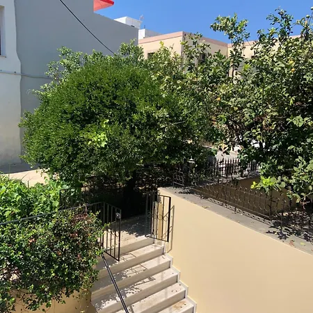 Dena Réthymnon